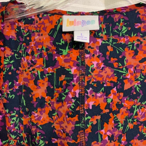 Large nwot Lularoe Silky floral Lindsay kimono - Picture 2 of 5